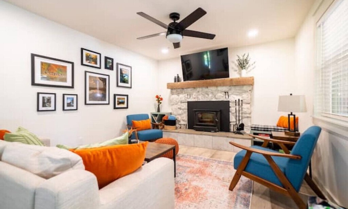 Marble Falls Ski Chalet | Pet-Friendly Chalet-Scenic Newton County, Buffalo Nat'l River, Jasper, Harrison