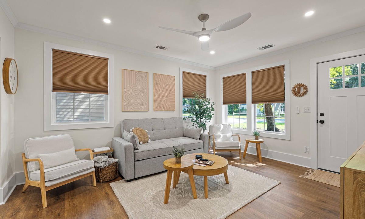 Port Royal House | Pinky's Palace - Cozy Bungalow minutes from Parris Island