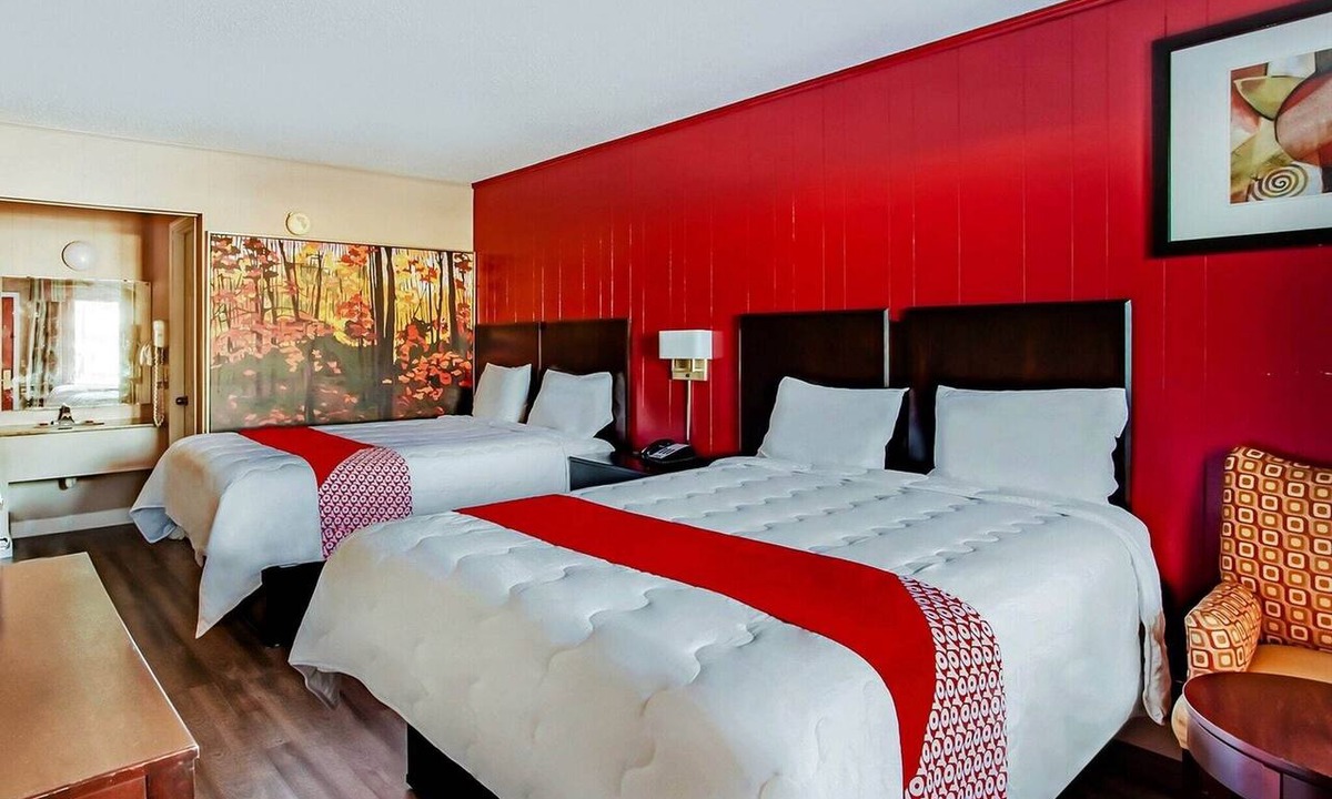 Ridgeland Apartment | Queen Bed | Non-Smoking