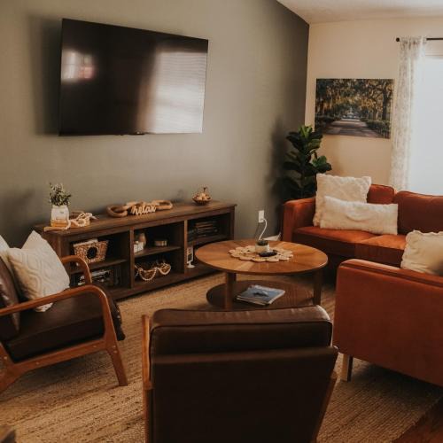 Whitemarsh Island House | Savannah Oasis 9min to Beach Historic Downtown