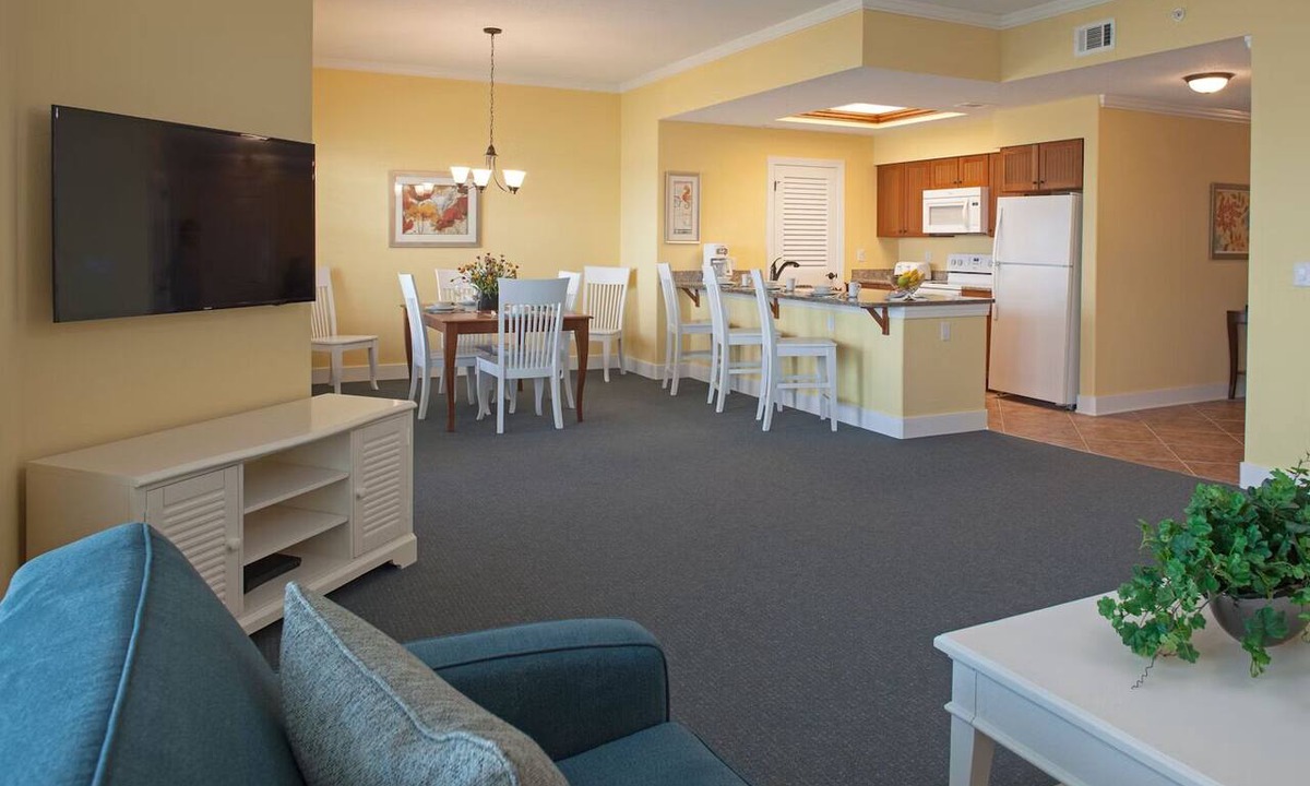 Palmetto Dunes Hotel | Scenic Getaway w/Private Balcony Overlooking Peaceful Coastal Water Views