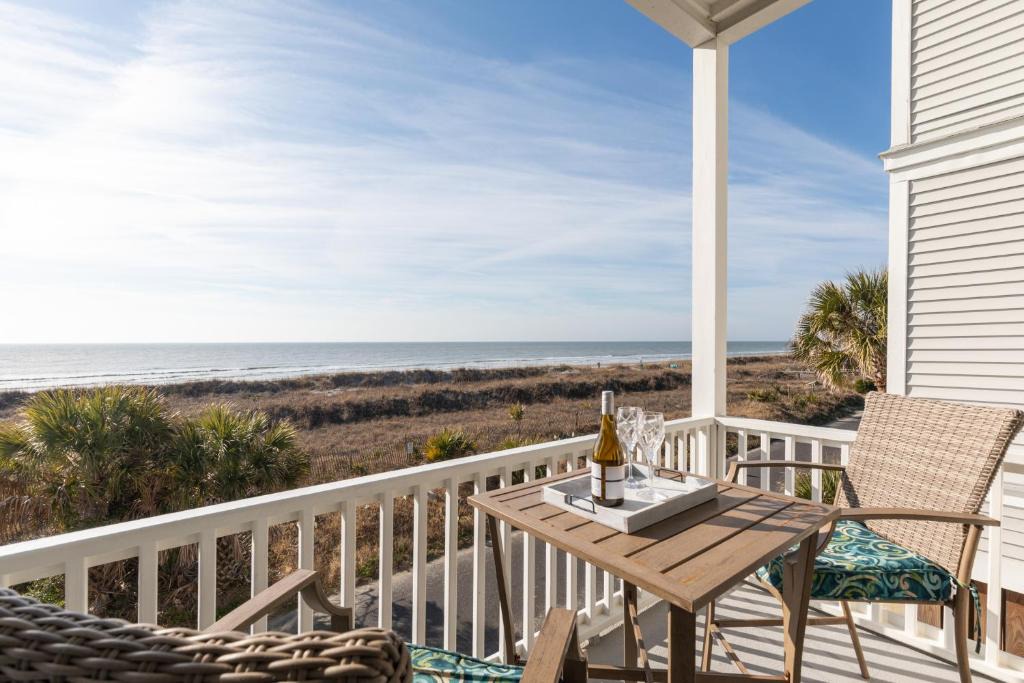 Folly Beach House | Seacoast Villa 2 Ocean View 2 Blocks from Center Street