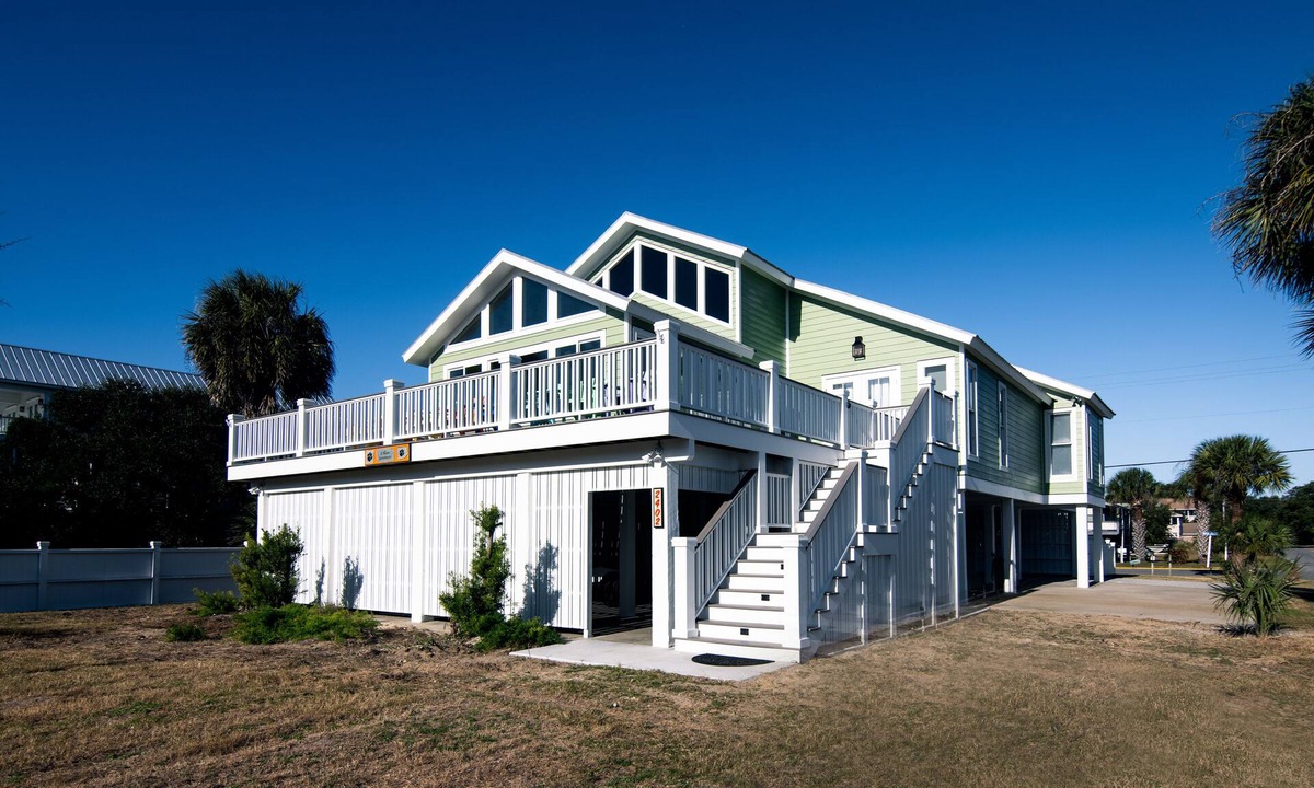 Edisto Island House | Second Row Beauty w/Ocean Views & Elevator; Direct Beach Access; Multiple Porches; Cable TV/WiFi