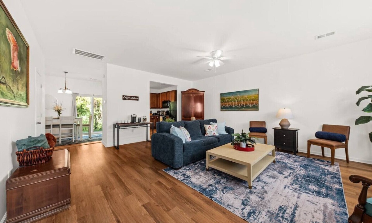 Ladson Villa | Southern Oak Cottage