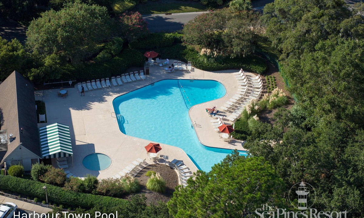 Heritage Woods Villa | Spacious 2-Bed Villa w/Private Patio, Sleeps 4 in the heart of Sea Pines