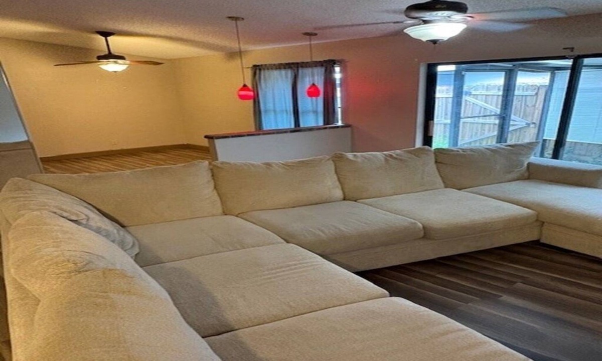 Carrollwood Villa | Stay Where Tampa Comes Alive - Central Home Near Events & Attractions