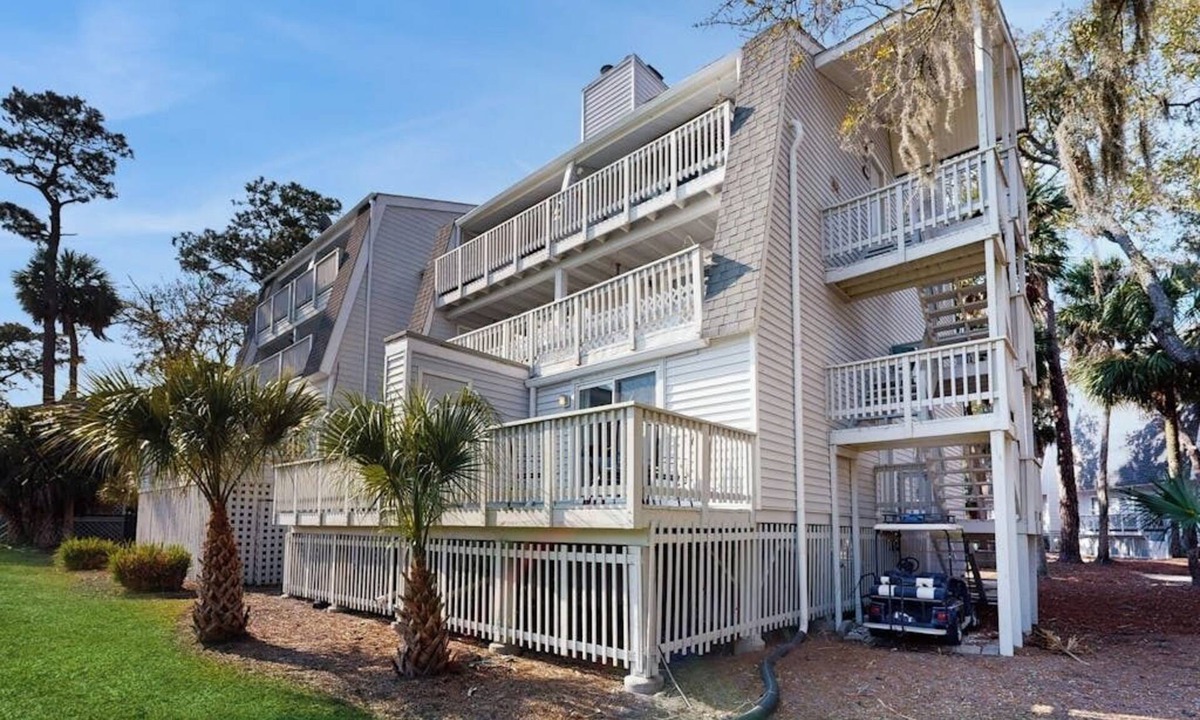 Ocean Ridge Condo | Third-Floor Condo w/Free WiFi, Private Balcony, and W/D