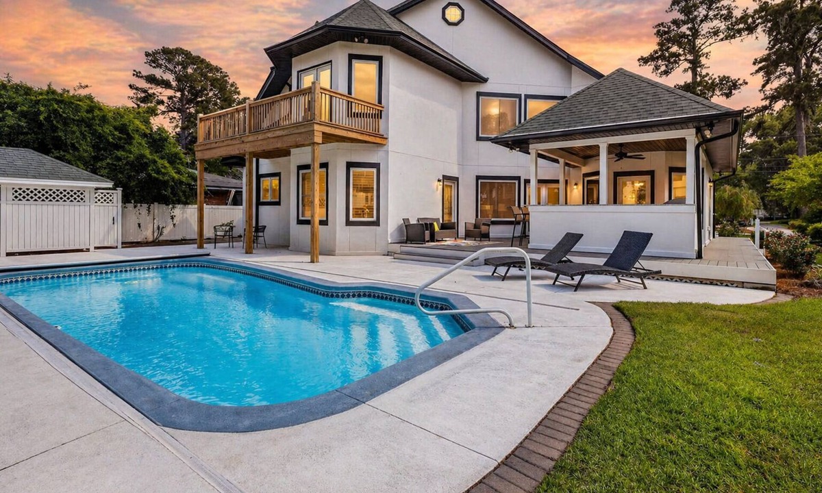 Whitemarsh Island House | Waterfront Estate Private Pool & Dock Near Downtown Savannah & Tybee Island