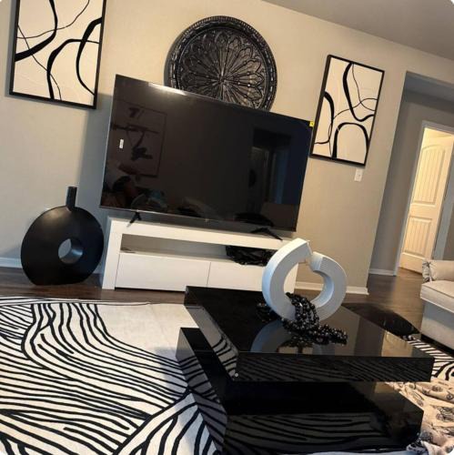 Shannon Hills House | Welcome to your home away from home! Our charming 4 bedroom home