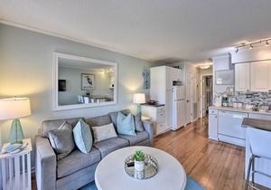 Beach & Pool Access: Hilton Head Family Escape!