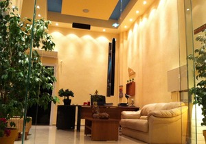 Fully equipped studios in the center of the village only 70m from the beach in Metamorfosi