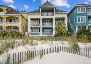 Luxury Oceanfront Home w/ Private Pool, Elevator, Pool Table & AMAZING VIEWS! in Hilton Head Island
