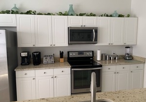 Magic Escape- Themed Bedrooms, Pool/Spa, Game Room, Movie Theater! Near Disney! in Kissimmee