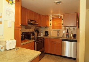 OCEAN FRONT CONDO. ENJOY YOUR MORNING COFFEE SITTING ON YOUR PRIVATE BALCONY WATCHING THE SUNRISE. in Rehoboth Beach