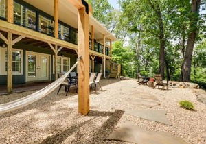 Spacious Home on Beaver Lake w/Deck & Fire Pit!