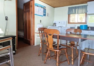 Sunset Lakefront Spacious 8 people Getaway, in Mar