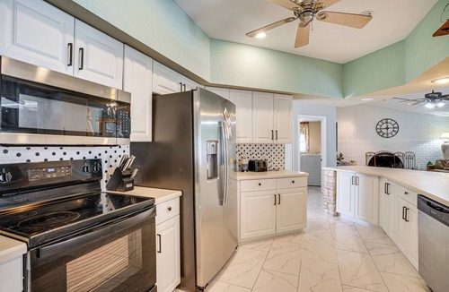 Deep Creek House | 10 Mi to Beach! Punta Gorda Home w/Outdoor Oasis
