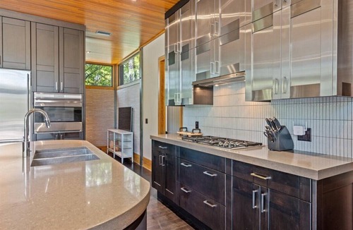 Vanderhorst Plantation House | 102 Blue Heron Pond Road by Akers Ellis Rentals