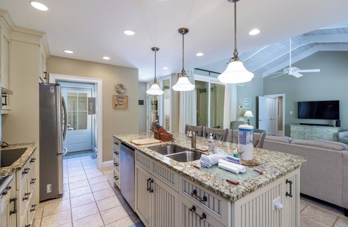 South Beach Villa | 1586 Lagoon Villa, Pet Friendly,Hosts 8 in Sea Pines
