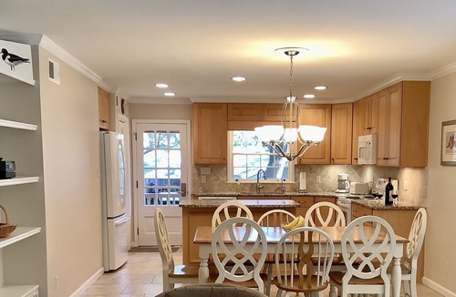 Oceanside House | 1776 discount When you book 7days in 2026 3minute walk to the beach, Sea Pines