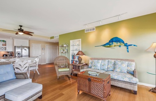 South Beach Villa | 1831 Beachside Tennis ~ Wrap Around Balcony Overlooking Calibogue Sound