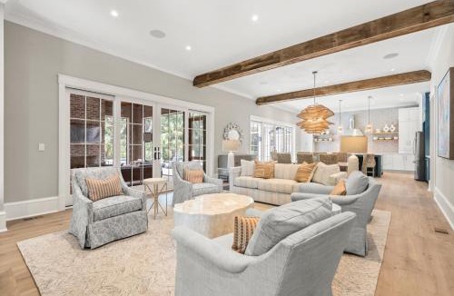 Vanderhorst Plantation House | 194 Ballybunion Drive by Akers Ellis Rentals
