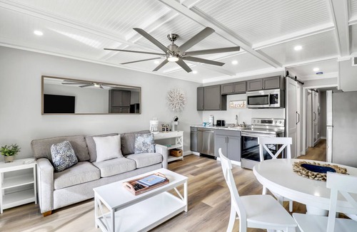 Folly Field Condo | 1st Floor Perfection - Beach and Tennis Oceanfront Resort - Like New - C145