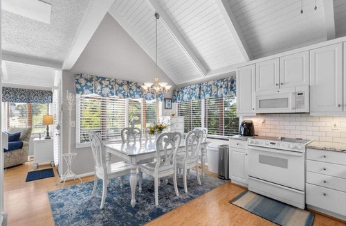 Sealoft Villas Cottage | 2 Bed/3Bath w/Sleeping Loft Golf Views! Neighborhood Pool! Amenity cards INCLUDED!