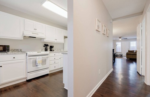 Harbison House | 2 bedroom 2 bath patio home (13hv)