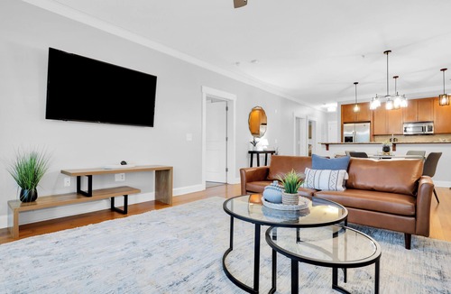 Old West Broad Neighborhood House | 2 Savannah Units Sleeps 12 Gated Parking + Historic District | The Juliette