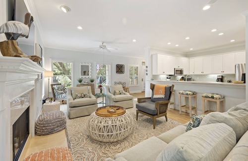 Vanderhorst Plantation House | 23 Ocean Green- Comm. Pool, 4 Bed, Golf Views, Walk to Beach!