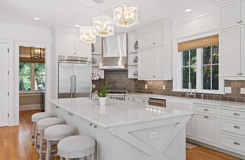 Vanderhorst Plantation House | 262 Governors Drive by Akers Ellis Rentals