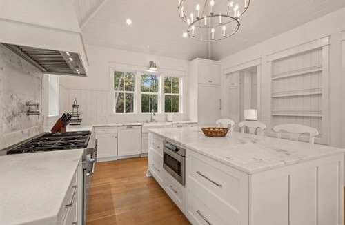 Vanderhorst Plantation House | 272 Tallow Tree Lane by Akers Ellis Rentals