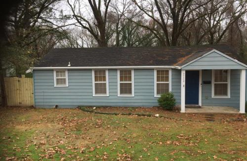 North Little Rock House | 2br home with patio near lakes and walking trails