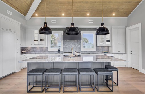 Isle of Palms House | 3 47th Avenue by AvantStay | Oceanfront + Private Pool + View