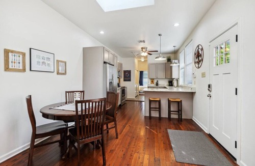 Broadmoor House | 3 Bedroom Home in the Heart of New Orleans!