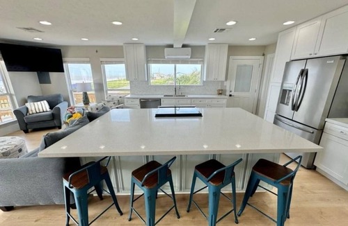Lakeview  Jefferson County House | 3-bedroom house in peaceful Little Florida Beach with WiFi, AC