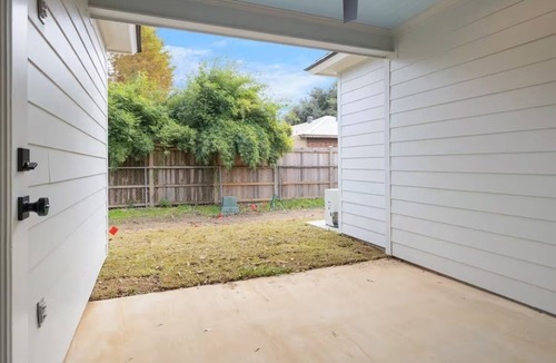 Broussard House | 3-bedroom townhome in the Hart of Broussard