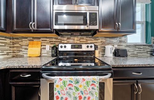 West Haven House | 3 Story Jungle Oasis - 6BD w/Pool - Disney Nearby