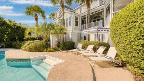 Sullivan's Island Villa | 3204 Marshall - Haven by AvantStay