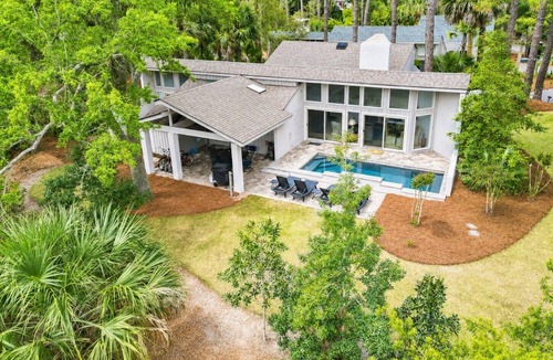 South Beach House | 4 Merganser Court -Dog-Friendly, Private Pool, & Quick Walk to Beach/Marina
