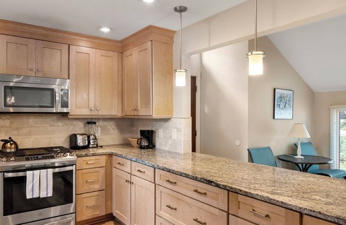 West Beach Cottage | 435 Oceanwoods Cottage by Akers Ellis Rentals