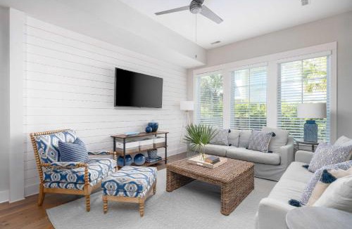 Folly Beach House | 4BR Villa with Heated Pool - Walk to Beach & Shops