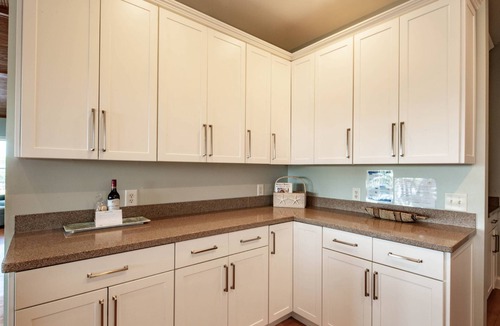 Pelican Bay House | 5 Min Walk to Beach & Community Pool; Views of Lagoon & Ocean from Rooftop Deck; Great for Families!