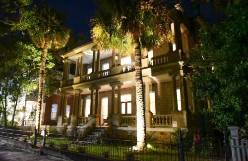 The Point Hotel | 607 Bay Inn Downtown Beaufort