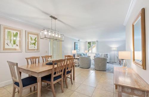 Harbour Town Villa | 882 Ketch Court Harbour Town Sea Pines Resort 3BR Villa Walk to Marina Pool Access Hilton Head