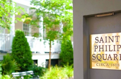 Cannonborough Elliotborough House | A4 at Saint Philip Square, One Block to King, Top Floor Courtyard View Apartment