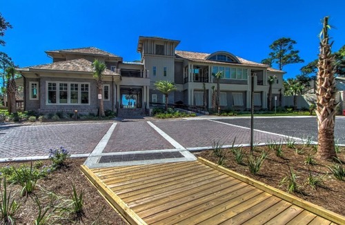South Beach Villa | All New Sea Pines Villa Steps to the Beach and Tennis. Golf paradise