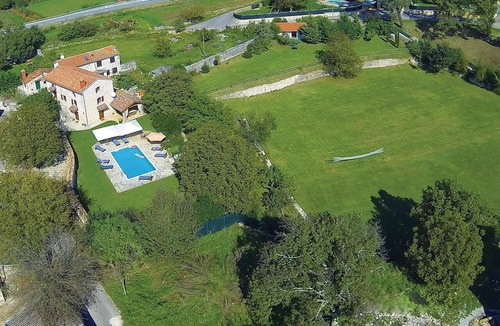 Jakovici House | Awesome home in Basici