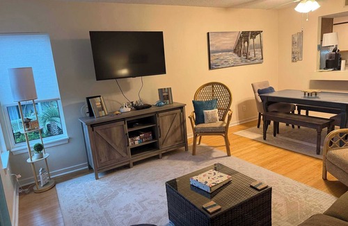 Oceanmarsh Subdivision Condo | Beach house villa! Screened in porch, with views!